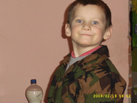Bence (17)