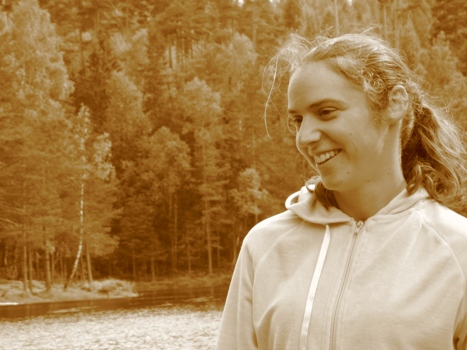 Tónál