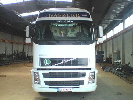 Apu Munka kozben :) (Volvo Fh13)