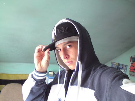 MEGINCSAK 