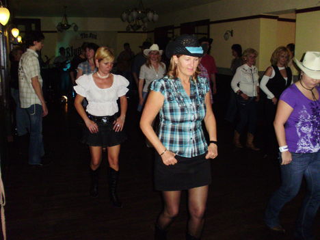 country tánc