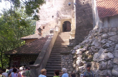 Drakula kastély bejárata 