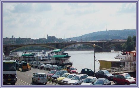 201. Magyarország - Budapest, rálátás a Margit hídra a pesti oldalról