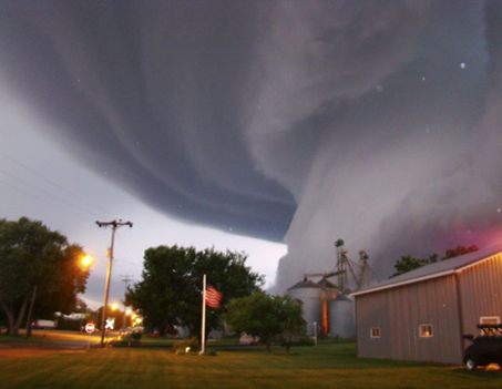 tornado_orchard_080610