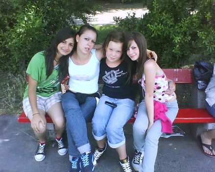 ♥..∂óяι..α∂яу..éи..zรóŦเ..♥