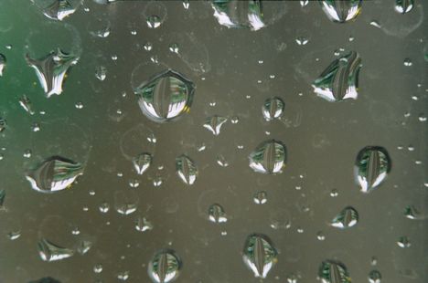 Cseppek I.