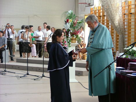diploma átadás.