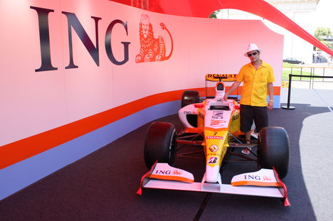 Ja és a Renault Team 1