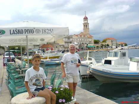 Férjem és Botond unokám Brac-szigeten 2006.