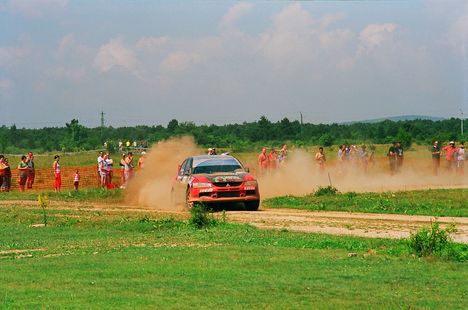 Asi - Pikó - Mitsubishi Lancer EVO IX