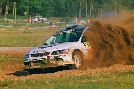 Elek - Fejes - Mitsubishi Lancer EVO IX