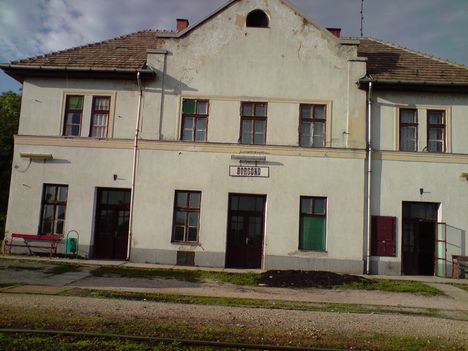 Börgönd állomás forgalmi ép.