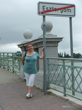 Mária-Valéria híd Esztergom(itt már kismamaként)