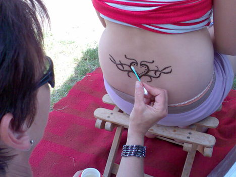 Henna 7