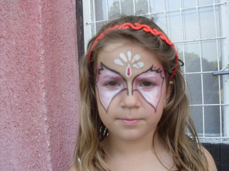 Kittike - pillangó