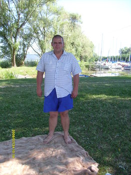 mostanság