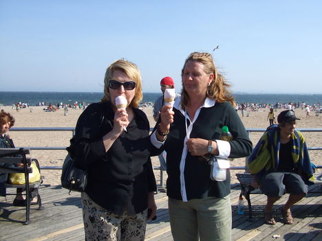 N.Y Coney Island setanyon "nyaljuk a fagylaltot"