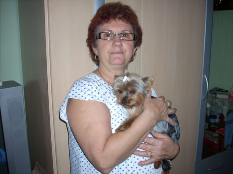 nagyon szeret a gazdi