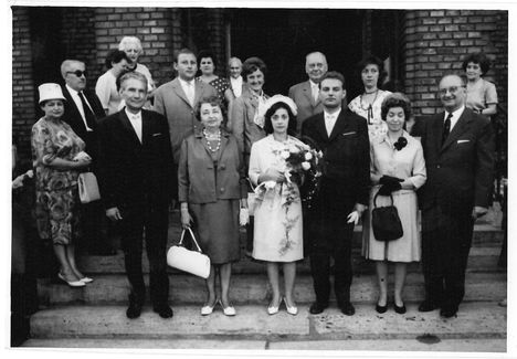 1962. aug.18. B.Z. első házassága.