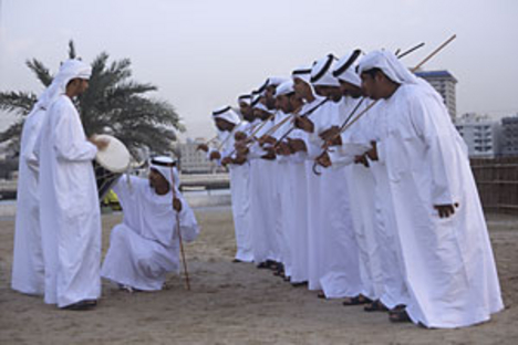 dubai_dancing_bedouin[1]