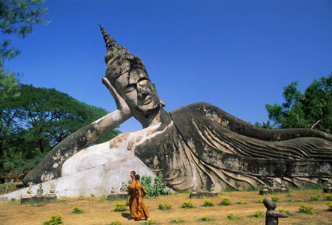 Laoszi fekvő Buddha a Vientiane nevű fővárosban