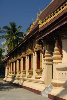Vientianei templom árkádjai
