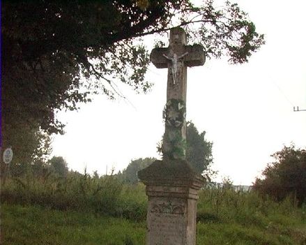 Faluvégi kőkereszt