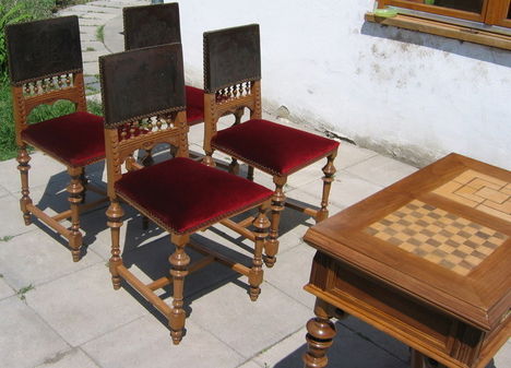asztal és székek