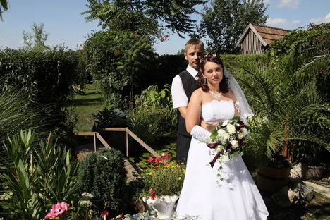 a szomszédban