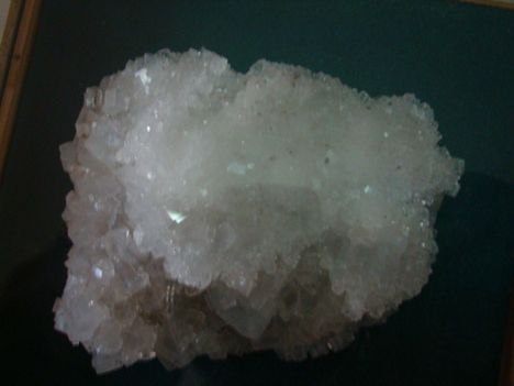 Szebbnél szebbek  sókristály