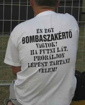 Bombaszakértő