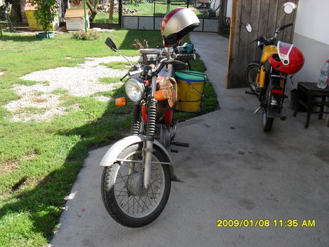 a motorom