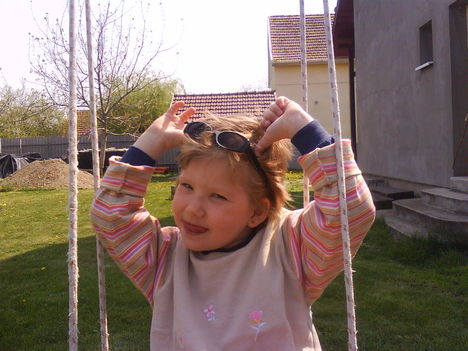 KISLÁNYOM