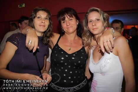 20090824061200-z15