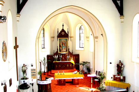 0806 katolikustemplom 043