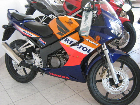 AZ ÉN ÁLLOM MOTOROM