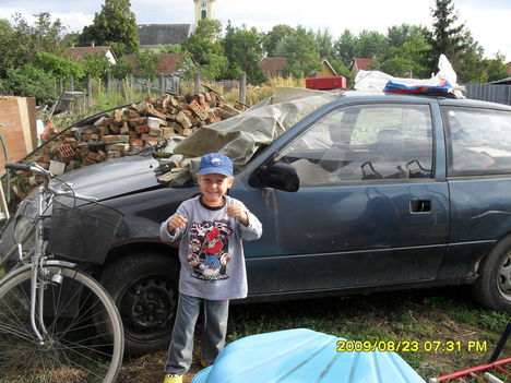 kisunokám  roncs derbizik