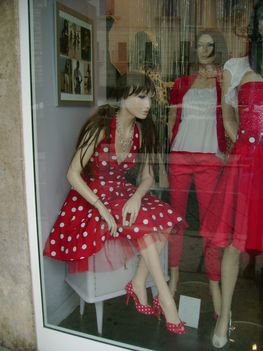 Ala moda Italy
