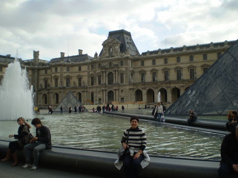 Louvre parkjában