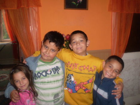 GYerekek ap