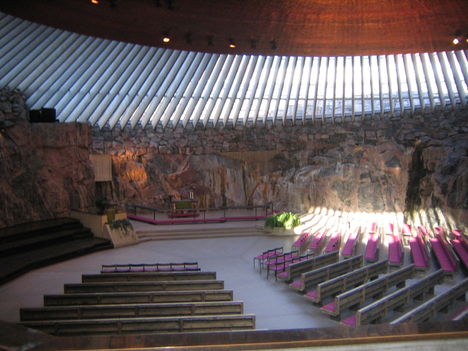 Helsinki%20Church%20in%20a%20Cave%204