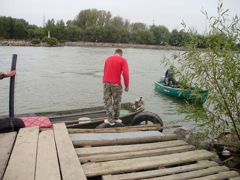 PA100024