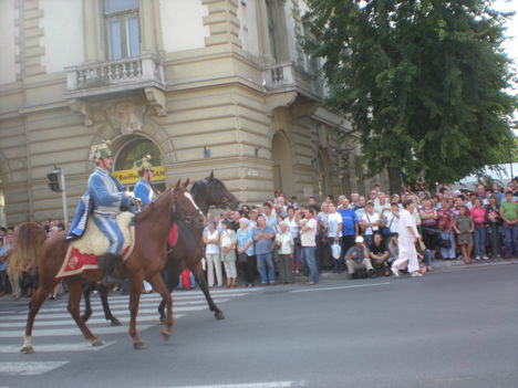 Szekszárd.Szüreti felvonúlás