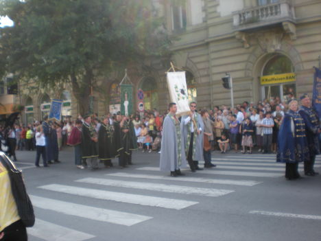 Szekszárd.Szüreti felvonúlás