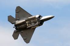 F-22_Raptor_shows_its_weapon_bay