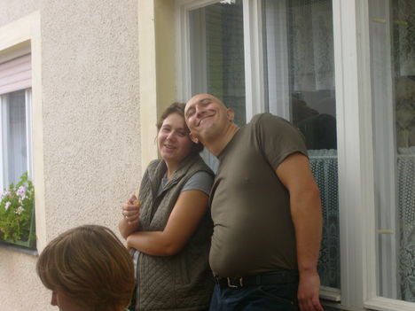 API ÉS ÉN