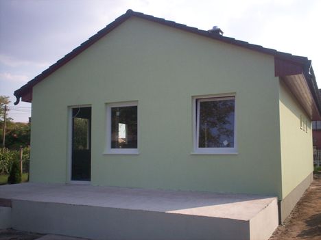 HÁZ 3 010