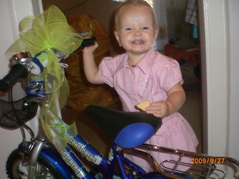 Míra és kekiék ajándéka a bici