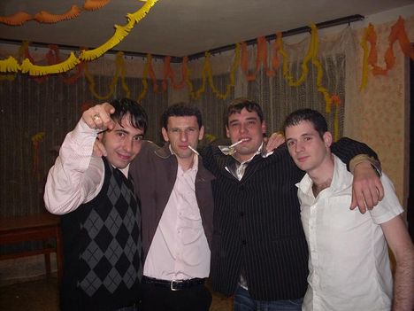 tamás,robi,gabi,én