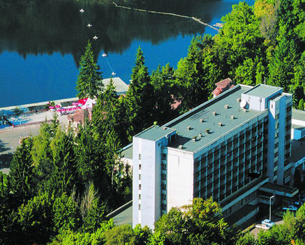 Hotel Sovata a Medve-tóval